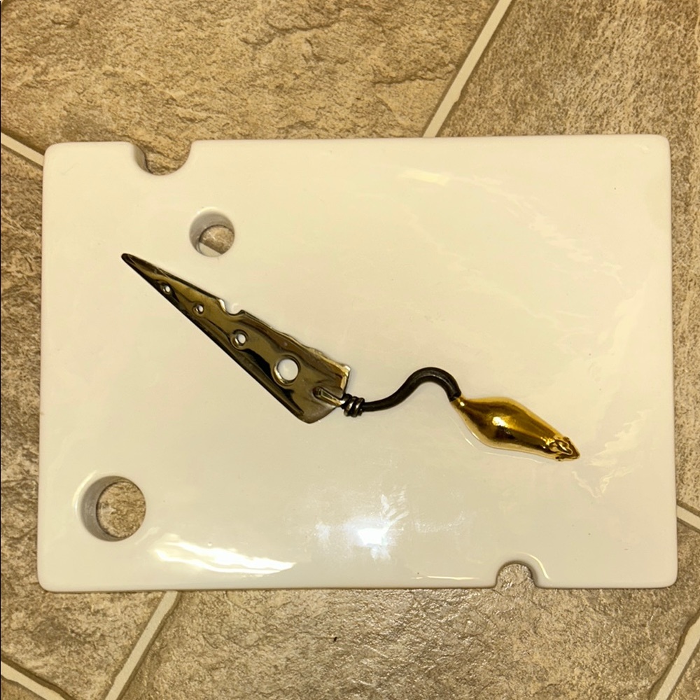 Michael Aram mouse and Cheese Knife and plate set